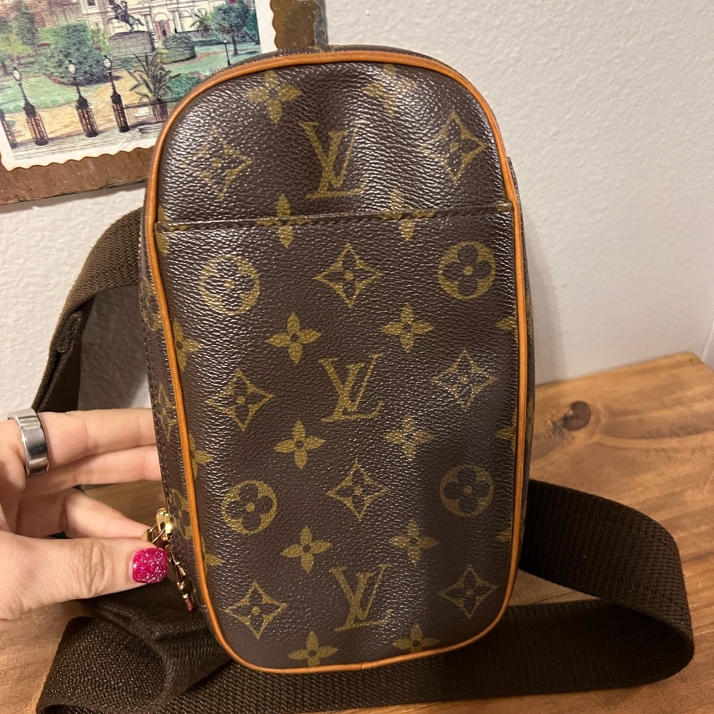 Louis Vuitton Gange Monogram Brown Belt Bag